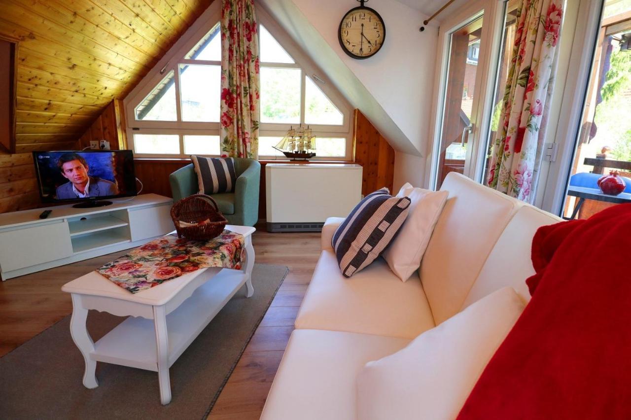 Landhaus-Vintage Fe-Wo-Apartment 5 Schluchsee Esterno foto